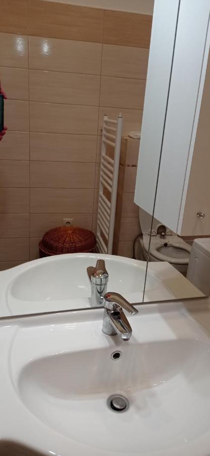 Western Apartman Budapest Esterno foto