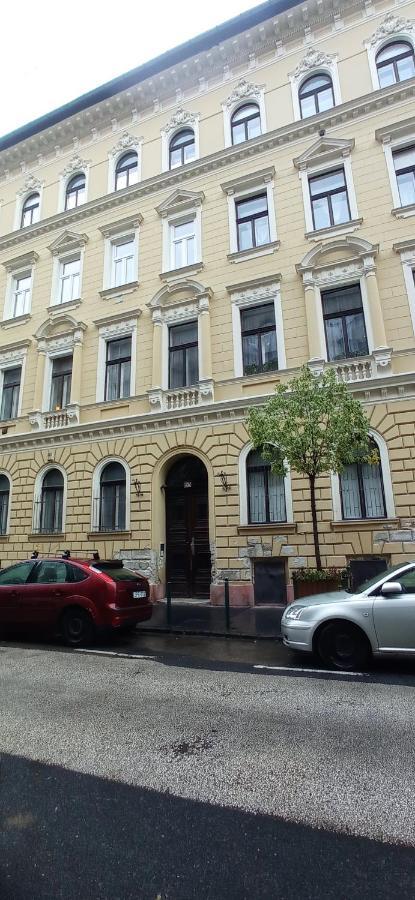 Western Apartman Budapest Esterno foto