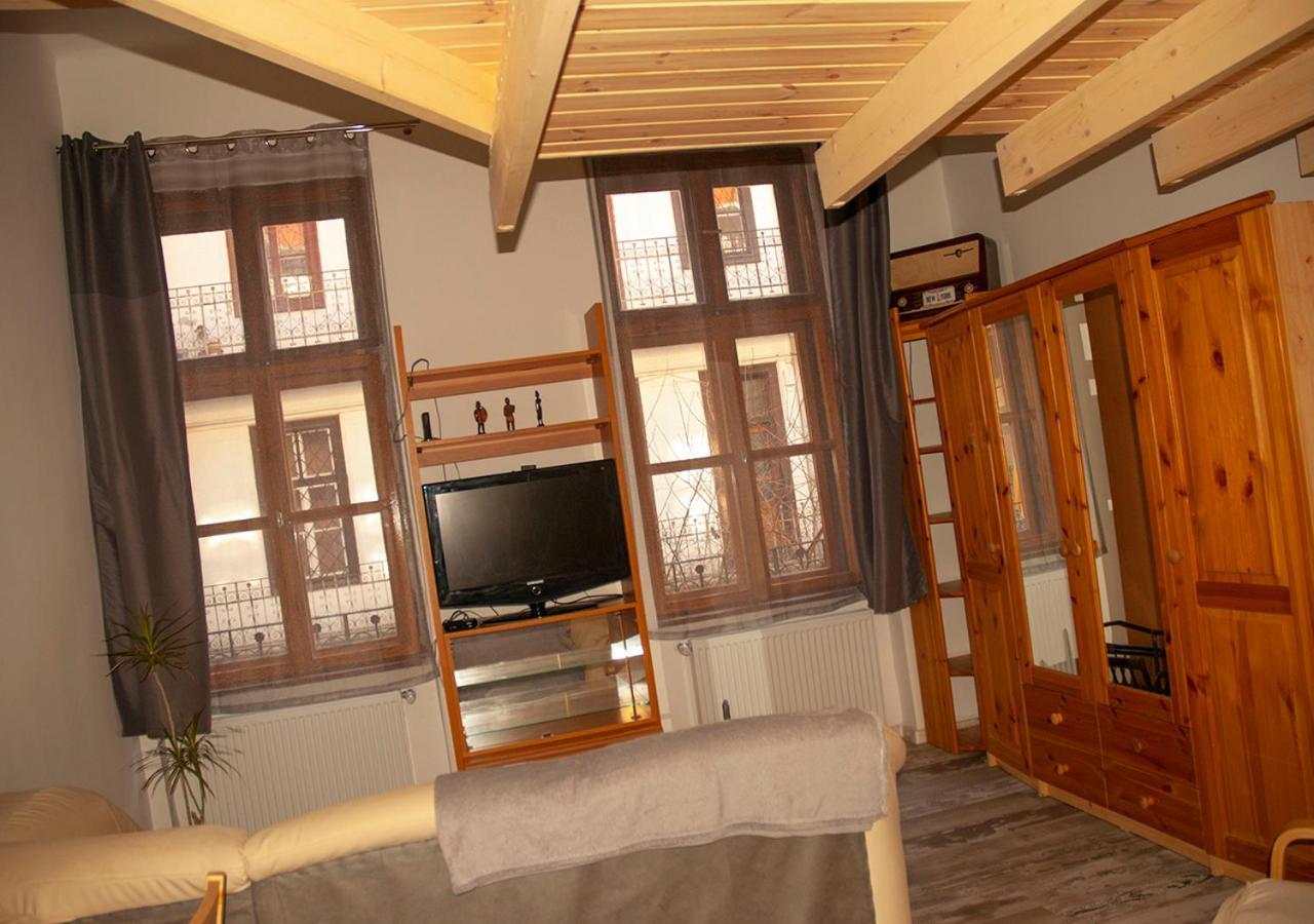 Western Apartman Budapest Esterno foto