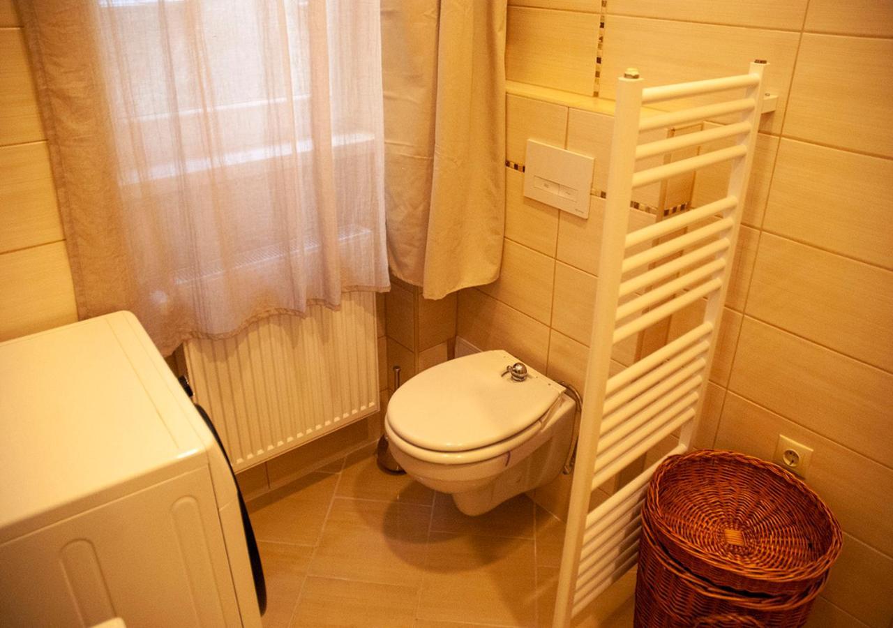 Western Apartman Budapest Esterno foto