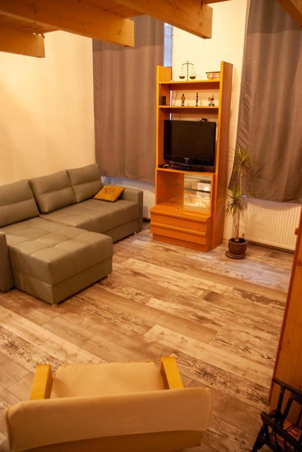 Western Apartman Budapest Esterno foto