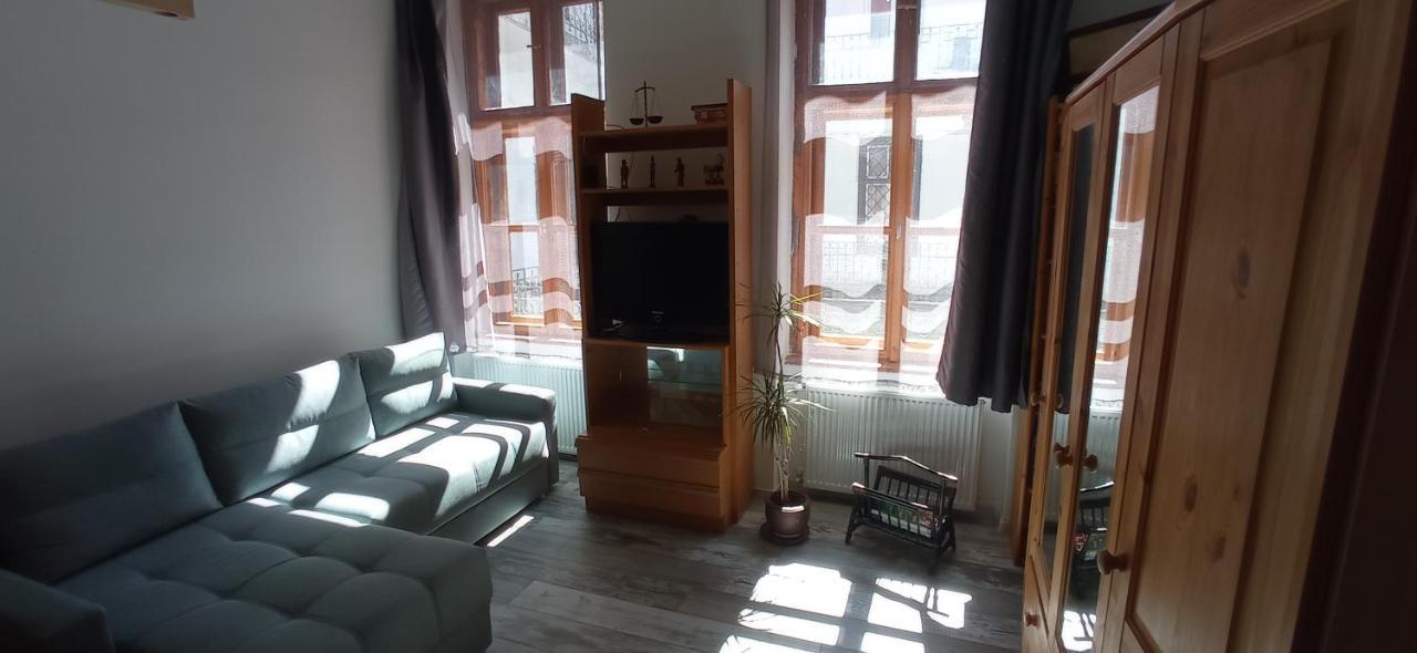 Western Apartman Budapest Esterno foto